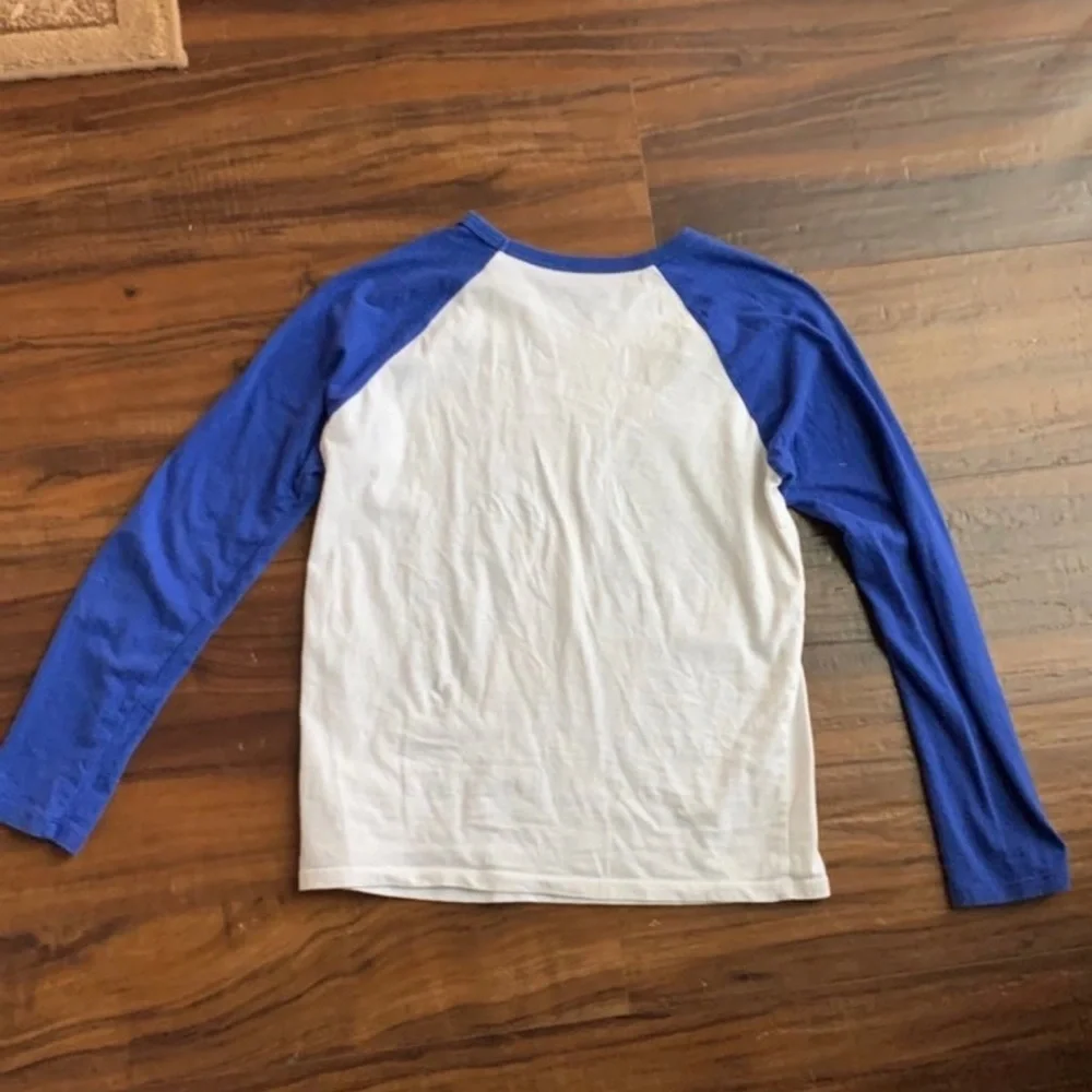GAP long sleeve